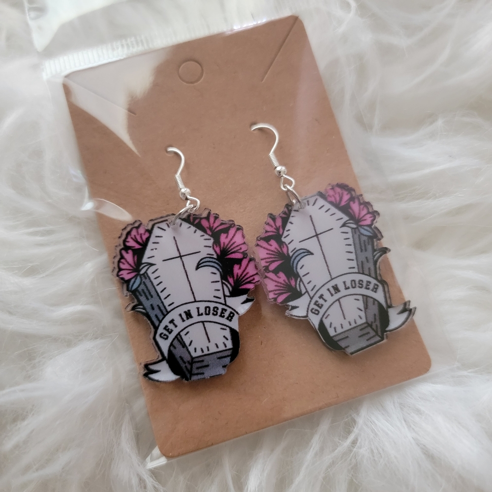 👻8 Final!! Coffin Earrings